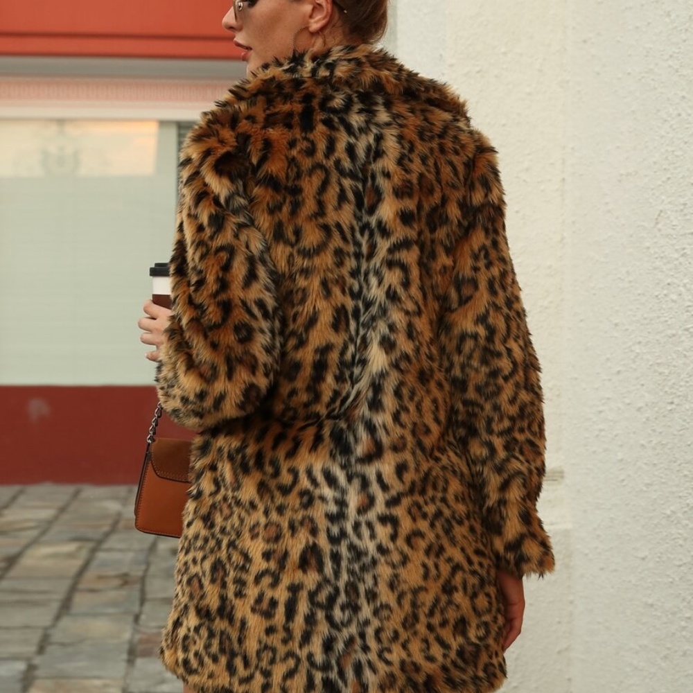 Leopard print vegan fur coat fall jacket - Picture 4 of 5